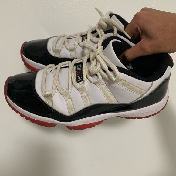 Concord bred Jordan 11 size 10 - Picture 4 of 10